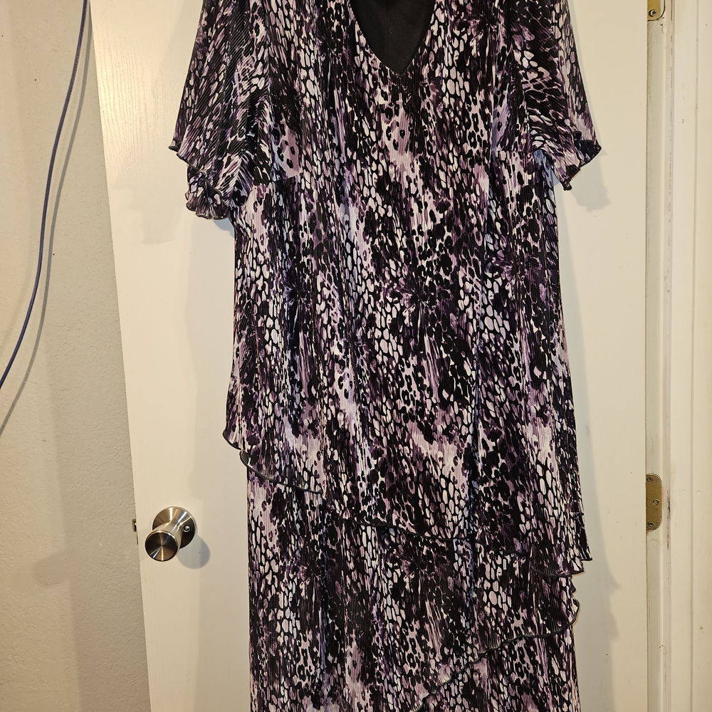 Layered V-Neck Midi Dress in Purple Animal Print